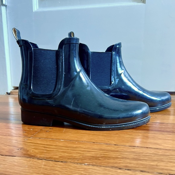 Old Navy Ankle Rain Boots Booties Size 7 - Picture 1 of 2